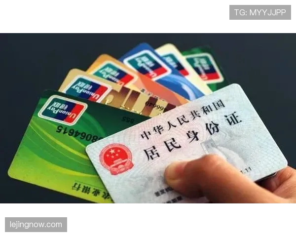 看见汪周雨衣橱那张价签，我的银行卡默默抽泣